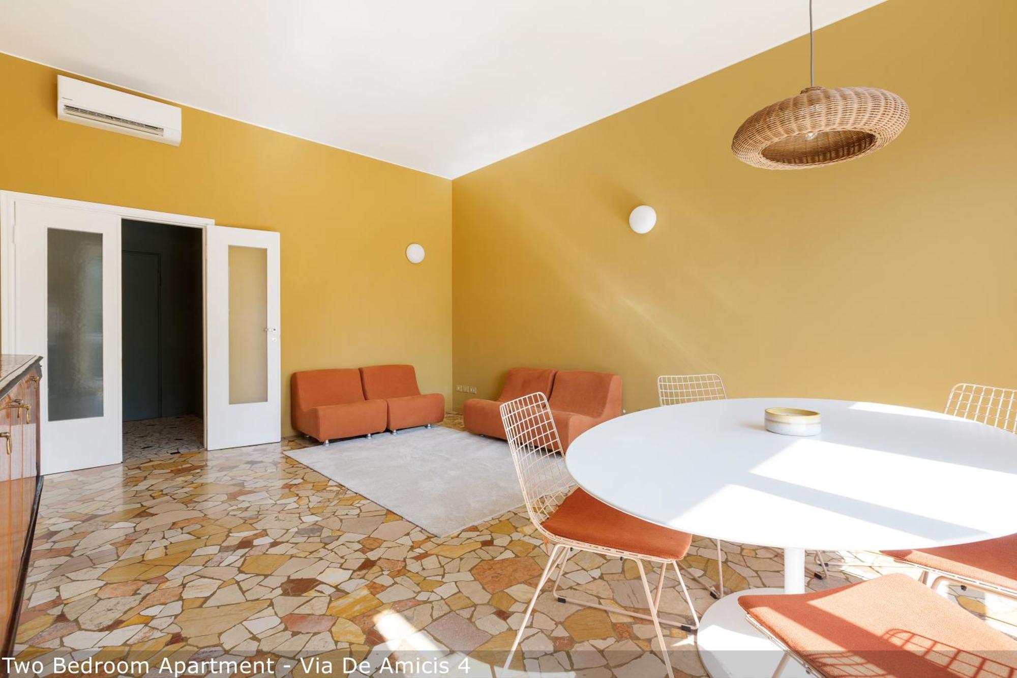Brera Apartments In Porta Ticinese Мілан Екстер'єр фото